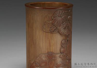 图片[2]-Carved bamboo brush holder with woman reading a letter decoration, Zhu Sansong mark, Ming dynasty, 17th century-China Archive